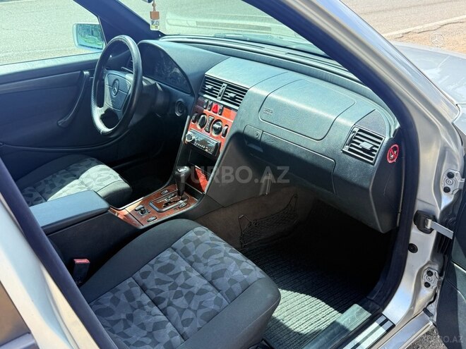 Mercedes C 220 d 1999, 306,000 km - 2.2 l - Tovuz