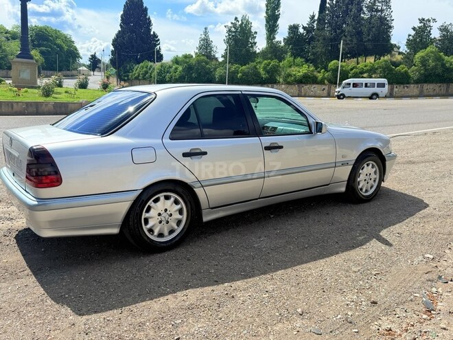 Mercedes C 220 d 1999, 306,000 km - 2.2 l - Tovuz