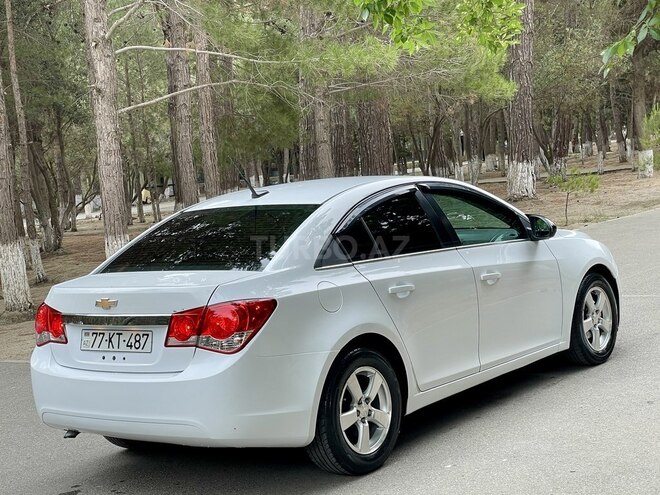 Chevrolet Cruze-8