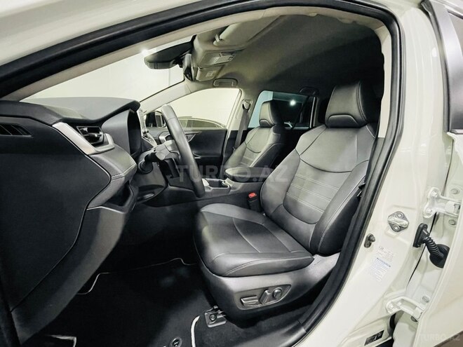 Toyota RAV4 2022, 32,000 km - 2.5 l - Bakı