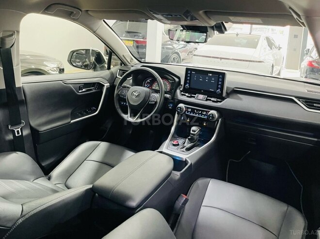Toyota RAV4 2022, 32,000 km - 2.5 l - Bakı