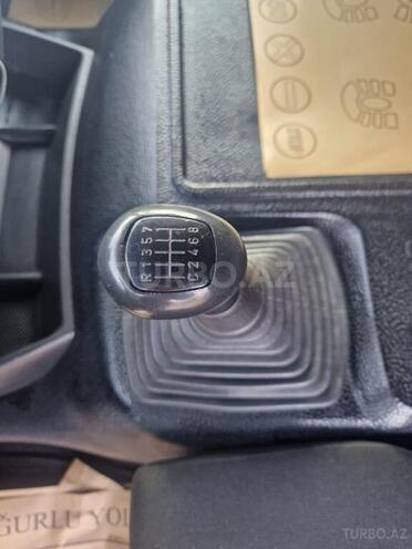 Mercedes Axor 2533 2010, 30,000 km - 7.2 l - Bakı