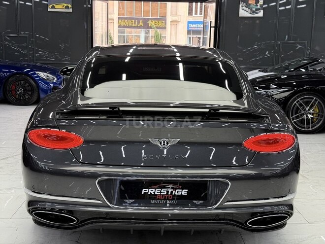 Bentley Continental GT-4