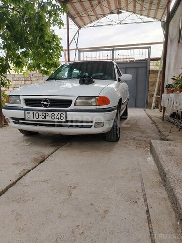 Opel Astra 1997, 322,220 km - 1.6 l - Bakı