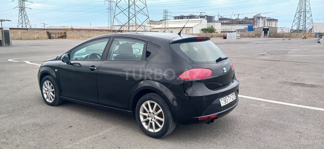 SEAT Leon-12