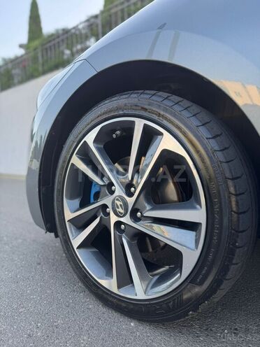 Hyundai Avante 2015, 229,814 km - 1.6 л - Ağcabədi
