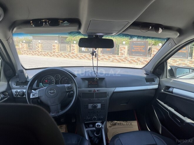 Opel Astra 2006, 241,000 km - 1.8 л - Bakı