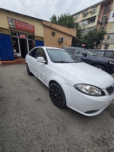 Daewoo Gentra 2013, 350,000 km - 1.5 l - Bakı