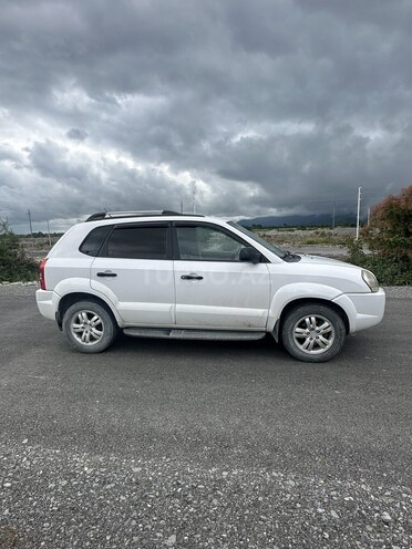 Hyundai Tucson 2006, 245,000 km - 2.0 l - İsmayıllı