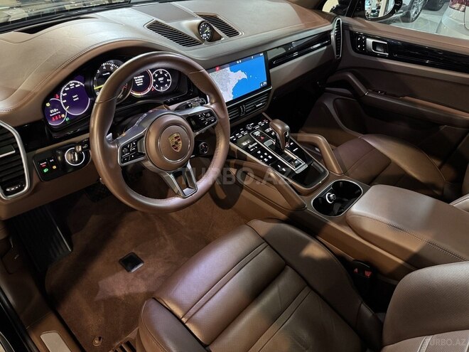Porsche Cayenne E-Hybrid-8