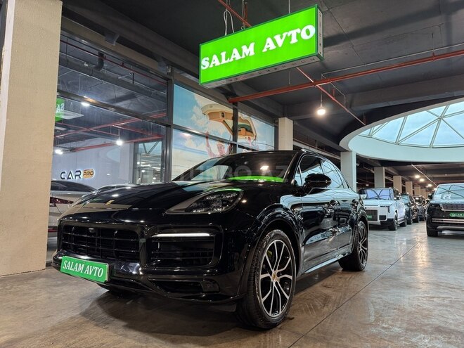 Porsche Cayenne E-Hybrid-3