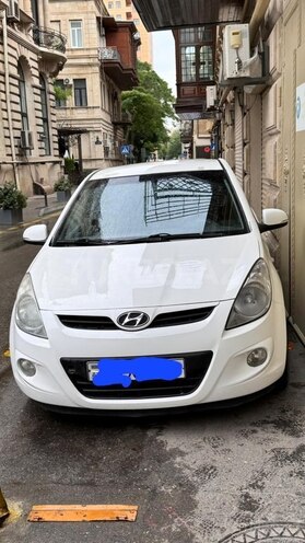 Hyundai i20 2010, 218,000 km - 1.4 л - Bakı