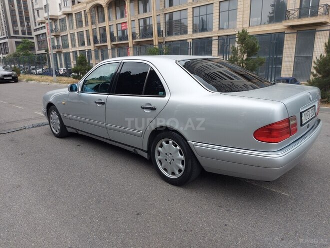 Mercedes E 200 1996, 341,000 km - 2.0 l - Bakı