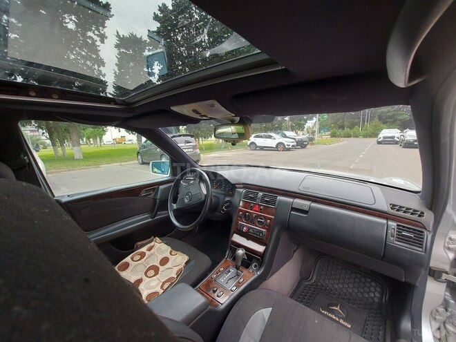 Mercedes E 200 1996, 341,000 km - 2.0 l - Bakı