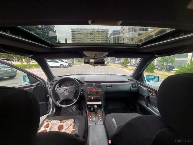Mercedes E 200 1996, 341,000 km - 2.0 l - Bakı