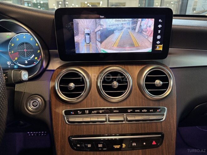 Mercedes GLC 300 4MATIC 2020, 41,000 km - 2.0 л - Bakı