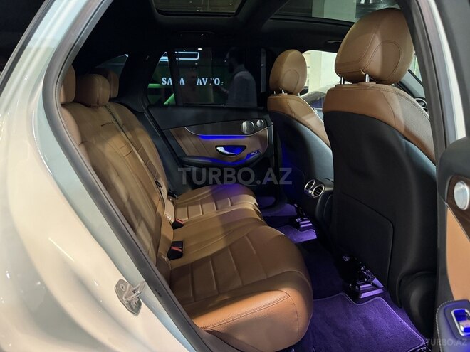 Mercedes GLC 300 4MATIC 2020, 41,000 km - 2.0 л - Bakı