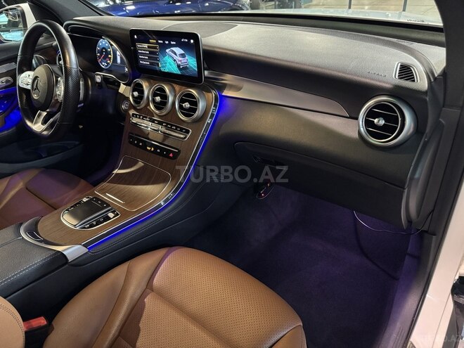 Mercedes GLC 300 4MATIC 2020, 41,000 km - 2.0 л - Bakı
