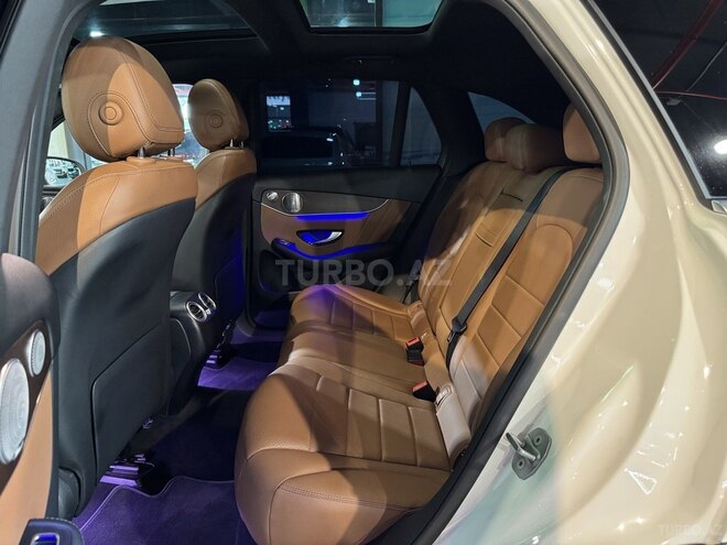 Mercedes GLC 300 4MATIC 2020, 41,000 km - 2.0 л - Bakı