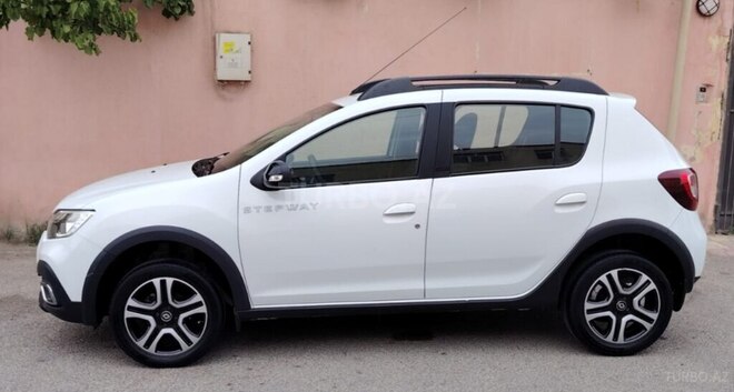 Renault Sandero Stepway 2019, 84,000 km - 1.6 l - Bakı