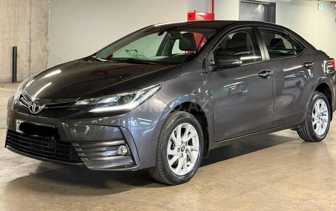 Toyota Corolla 2017, 157,000 km - 1.8 l - Bakı