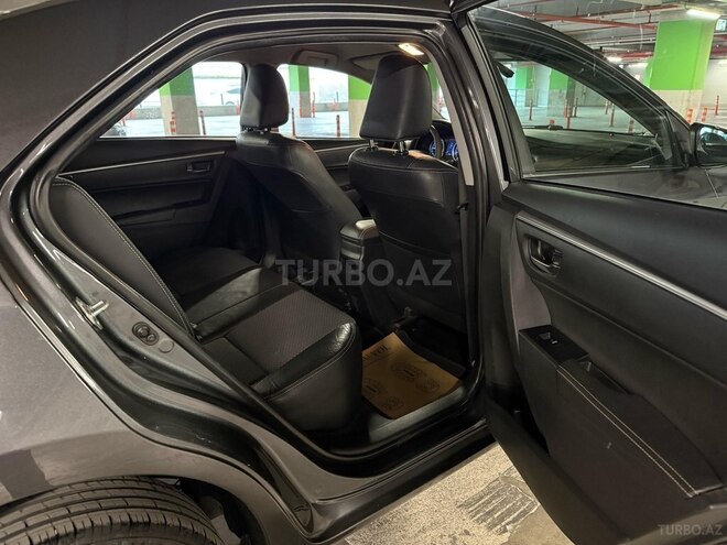 Toyota Corolla 2017, 157,000 km - 1.8 l - Bakı