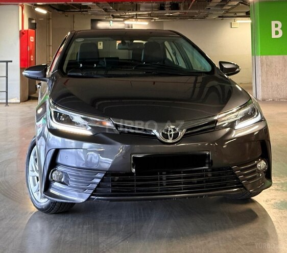 Toyota Corolla 2017, 157,000 km - 1.8 l - Bakı