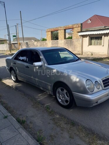 Mercedes E 220 d 1999, 500,779 km - 2.2 l - Bakı