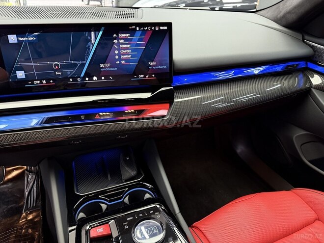 BMW M5-11