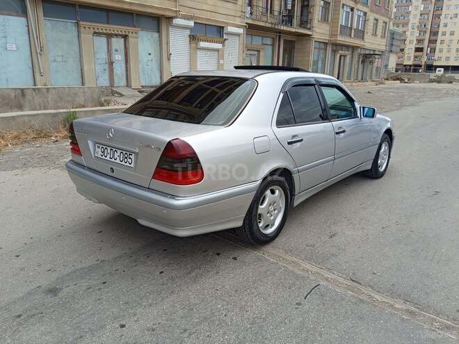 Mercedes C 240 2000, 297,000 km - 2.4 l - Bakı