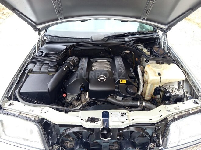 Mercedes C 240 2000, 297,000 km - 2.4 l - Bakı