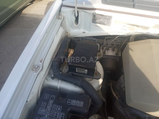 Mitsubishi Pajero io 1999, 280,000 km - 1.8 л - Bakı