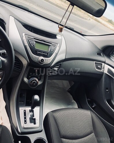 Hyundai Elantra 2013, 176,982 km - 1.6 л - Sumqayıt