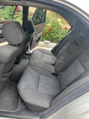 Mercedes E 240 1999, 241,000 km - 2.4 л - Bakı