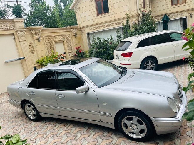 Mercedes E 240 1999, 241,000 km - 2.4 л - Bakı