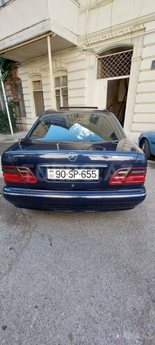 Mercedes E 240 1999, 410,000 km - 2.4 l - Bakı