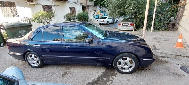 Mercedes E 240 1999, 410,000 km - 2.4 l - Bakı