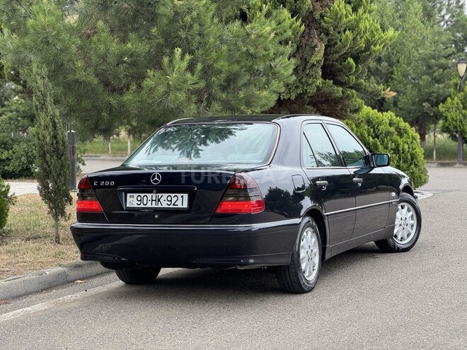 Mercedes C 200 2000, 321,000 km - 2.0 l - Saatlı