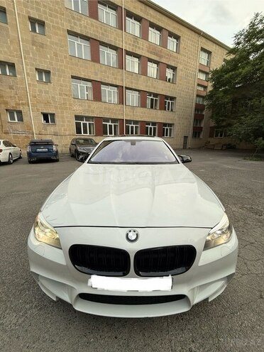 BMW 528 2014, 290,000 km - 2.0 l - Bakı