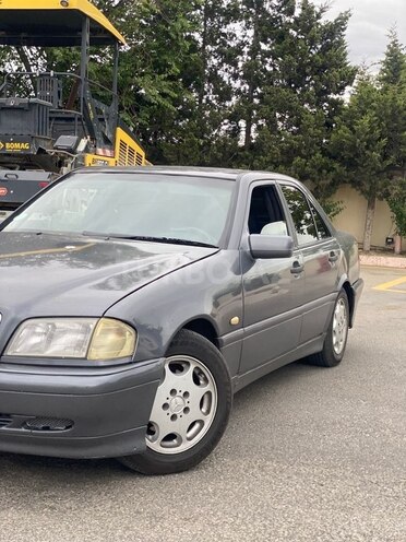 Mercedes C 220 d 1999, 350,000 km - 2.2 l - Bakı