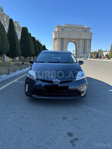 Toyota Prius 2015, 225,308 km - 1.8 l - Gəncə