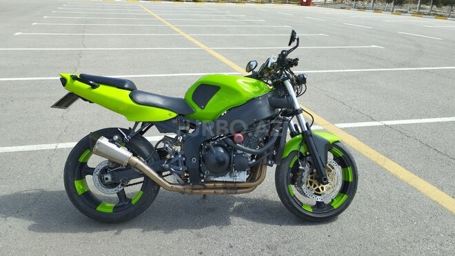 Kawasaki ZX-6R-5