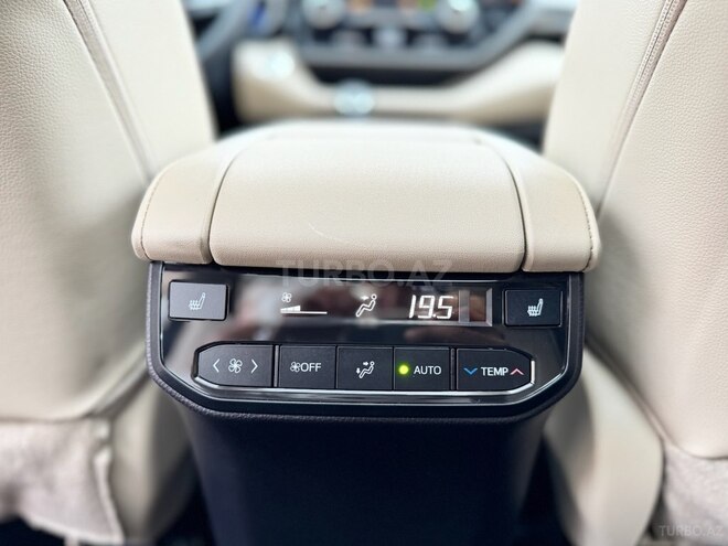 Toyota Highlander 2024, 3,571 km - 2.5 л - Bakı