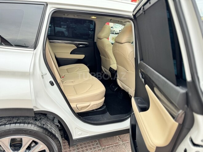 Toyota Highlander 2024, 3,571 km - 2.5 л - Bakı