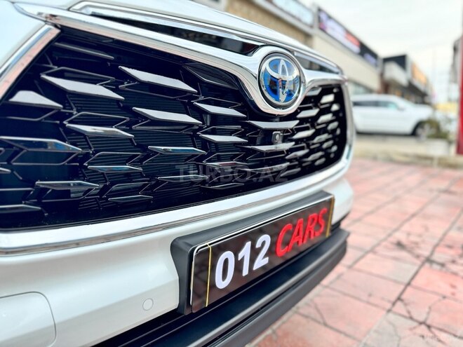 Toyota Highlander 2024, 3,571 km - 2.5 л - Bakı