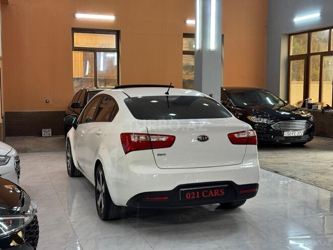 Kia Rio-14