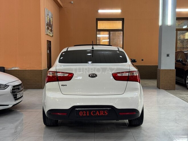 Kia Rio-2
