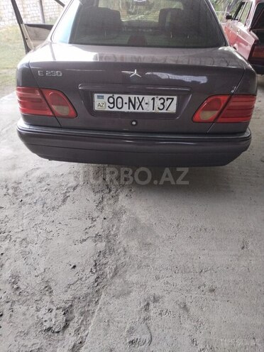 Mercedes E 230 1996, 545,625 km - 2.3 l - Tovuz