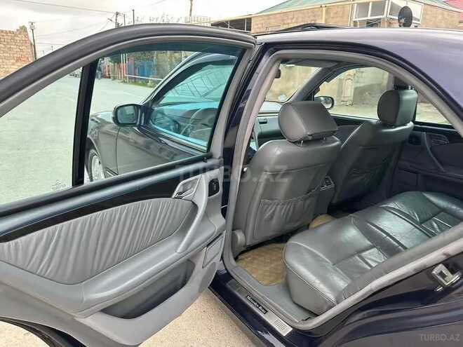 Mercedes E 220 d 2001, 436,000 km - 2.2 l - Bakı