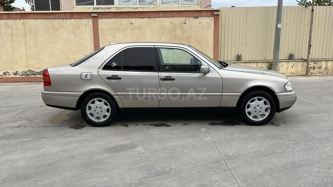 Mercedes C 180-2